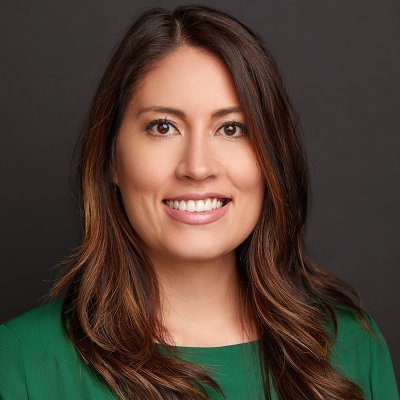PR gal by day & multitasking mom 24/7. I’d like to think I’m “old-school-meets new-school” in my way of thinking since I’m part of the Oregon trail generation.