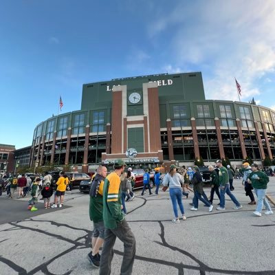 rodgersrealm12's profile picture. 