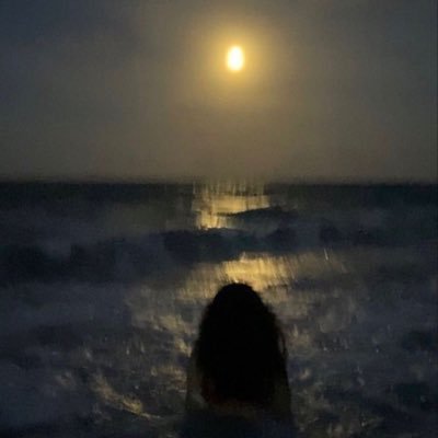 rllqp_'s profile picture. 