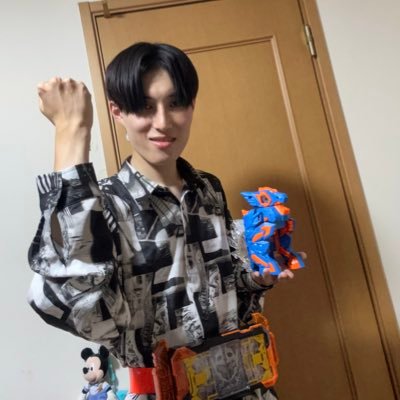 【年齢非公開】仮面ライダーとスーパー戦隊好きです!TikTokとYouTubeやってます。 是非フォローお願いします。