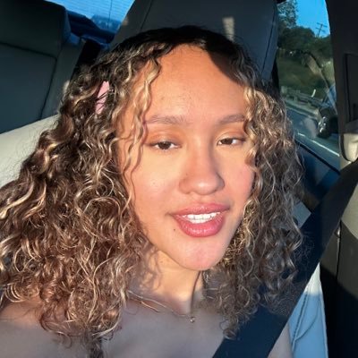 24 | she/her | last year of law school | 🇸🇻 | if the sun is out, imma thug it out | del río al mar, Palestina tendrá libertad