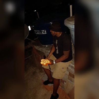 (Mil cairão ao teu lado, e dez mil, à tua direita, mas tu não serás atingido. - Salmos 91:7 🙌🏾) (ENTREGADOR MAS CARO)do sushi e do zé delivery. (SOLTEIRO🥰)