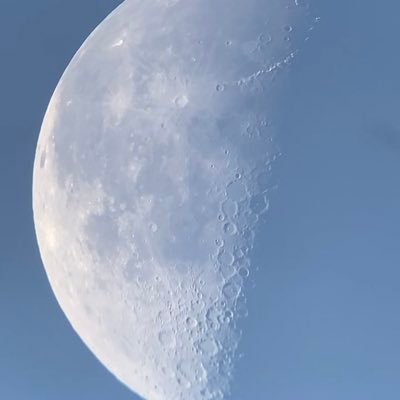 tsya_anggun's profile picture. gw curhat disini.