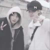 𝜗𝜚 𝖺˙𝗄𝗈𝗈𝗆𝗂𝗇٭ (@d0pejikoo) 's Twitter Profile