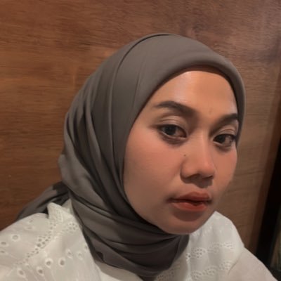 MustikaNaya's profile picture. 