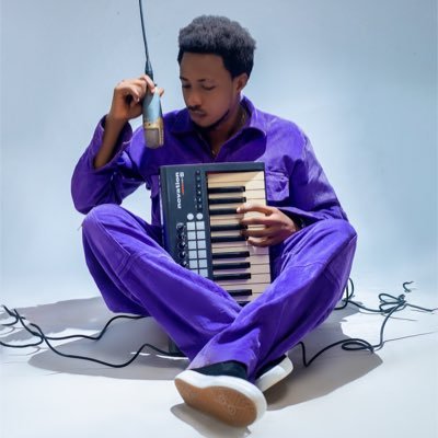Dimmeji is a Music Producer | Artist | Song Writer| Pianist | Mix Engineer from Nigeria