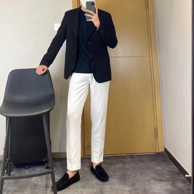 jnch6442321's profile picture. 