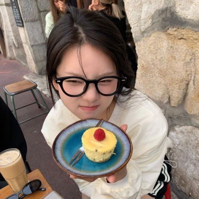 41bbnng's profile picture. รักหมาทุกตัว | ชะนีเกลียดผักชี | นิยายเก