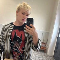 ◆nik◆ (@n1kpope) 's Twitter Profile