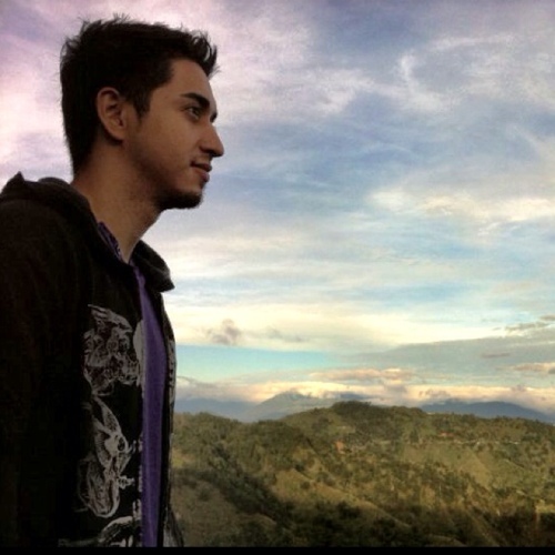 kianmanotoc's profile picture. Mr. Nice Guy with a pinch of craziness and a teaspoonful of naughtiness. Executive by day, athlete by night. This is my 2nd account.