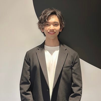 集客導線から売上アップまで一気通関支援で顧客を勝たせるSNSプロデューサー/支援中のクライアントは月1千万円ほどの売上/年商10億規模の会社のローンチ/総フォロワー20万人越えの方のLINE運用/