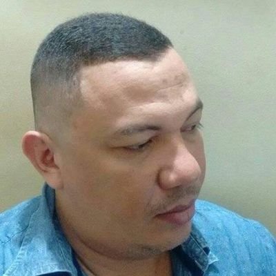 Administrador Financiero, TecnoArq mi empresa. Amante del vino, la playa y los viajes. Mi pensar político de centro. Uribista e Hincha del América.