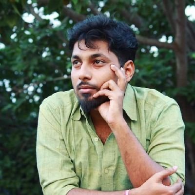 DebayanAru's profile picture. 