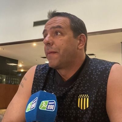 Presidente de @OficialCAP - Hincha de Tenfil. Diego me dijo 'Nacho, hacete un tuiter para contestar las difamaciones que sufrís' y acá estoy - ᴘᵃʳᵒᵈʸ ¿ᴏʳ ⁿᵒᵗ?