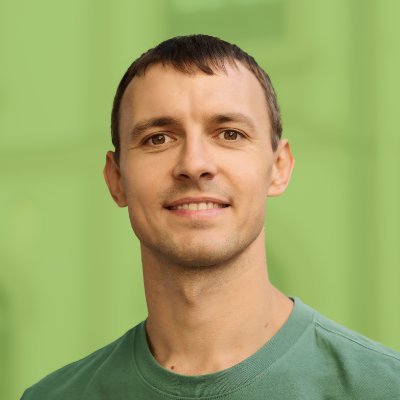 voskobovych's profile picture. 🇺🇦 Tech Solopreneur | 17+ Years of Experience
📈 Failures, Successes & Ideas | Startup Life
❤️ Follow me!
😎 My Projects & Contacts by link in Bio