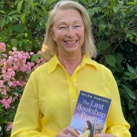 Helen Parusel The Last Bookshop in Prague (@helenparusel) 's Twitter Profile Photo Helen Parusel The Last Bookshop in Prague (@helenparusel) 's Twitter Profile Photo