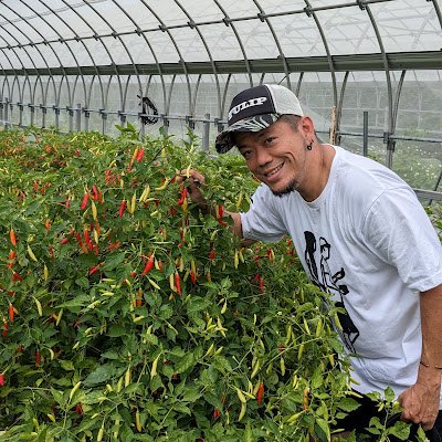 紅芋トルティーヤ&スパイス作ったりしてます♬
アコースティックユニット「モトシロー」、「ヨシコライン」のサポートパーカッションやってます♬