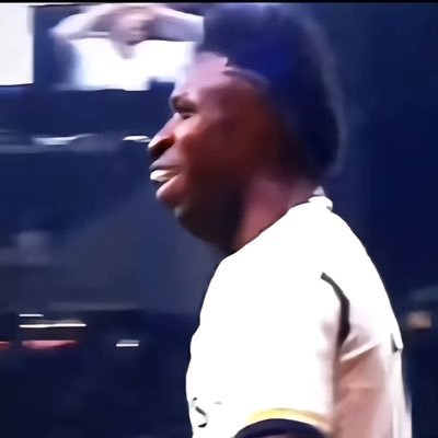 vazquezz_albert's profile picture. 