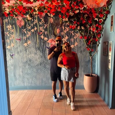Husband, Retired Football Coach 🏈 Rise Up !! #Riseup #FightOn ✌️ #AZHSFB 🐉🦂🐍#HappyWifeHappyLife 🫶🏾