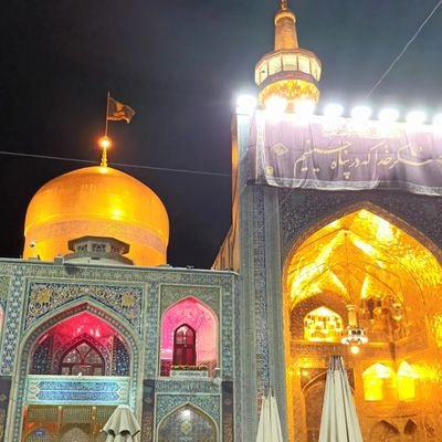 فرزندی از ایل بختیاری
عاشق خانواده
سخت کوش
...
🇮🇷