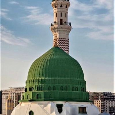 alharbe12222's profile picture. اجعل خطواتك في الحياة كمن يمشي على الرمل لا يُسمع صوته، ولكن أثره واضح.