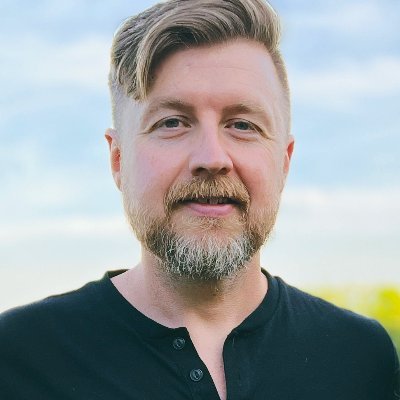 Storyteller. Cinematographer. Entrepreneur.