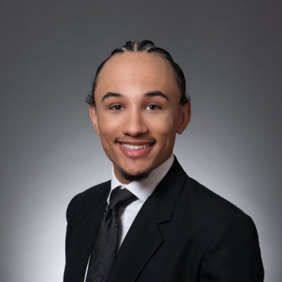 MS4👨🏽⚕️| Interested in neonatology, early childhood development, & pediatric hospitalist medicine. | Passionate about health equity & advocacy. 📚🎶🏳️🌈