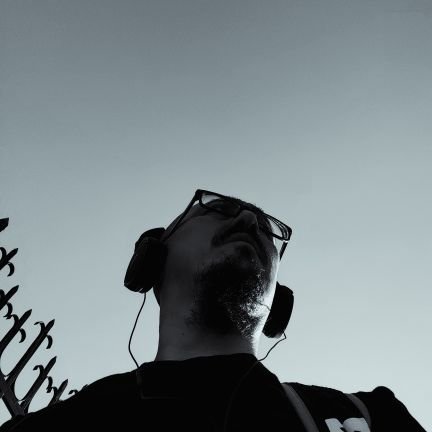 markostrym's profile picture. #FreePalestine 🇵🇸
#NoLeCreoALaDerecha🚫 
Sureño De Tomo Y Lomo 🤜🏻👌🏻👍🏻
Hincha Del Mas Popular @ColoColo ⚫️⚪️
#NoCreyente ❌
#Judios ❌