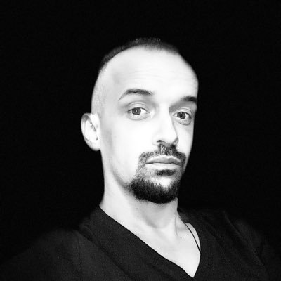 Творча особа з бажанням споглядати, як горить мОсква…