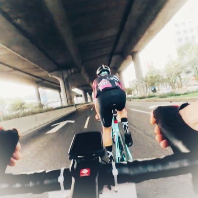 punkesillo's profile picture. Aquel amor de  música ruidosa.           «non sum anima unius corporis» #MejorEnBici 🚴🏼