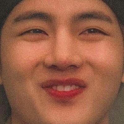 If it’s not BTS, keep it pushing. OT7 since 2014 💜🌈.. She/he/they.🦻🤟🏼
