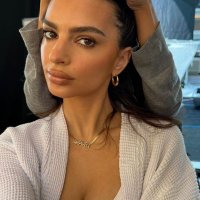 emily ratajkowski (@ratajkows54338) 's Twitter Profile