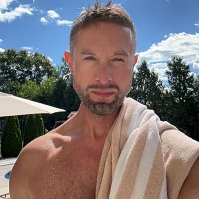 smukulis's profile picture. 