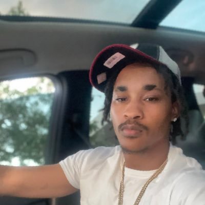 Skrill10296534's profile picture. 1962🏆🥇