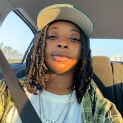 1920🕊️I skegee 🐯 I MPH I PhD loading 👩🏾🔬I instagram: @vibelikelexis l🏳️🌈I 305 ✈️334 I future public health scientists 🦠 🔬|
