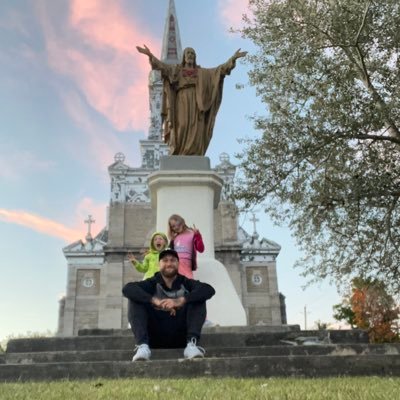 Canadian Carpenter against the insanity of the progressive Left. Father, Husband, Fitness fanatic and a problem for Tyrants. God Bless 🇨🇦🤝🇺🇸 #75Hard