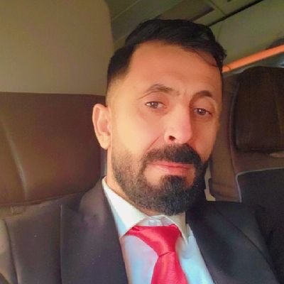 ناشط يمني يرفض ركوع وطنه
لست مع أحد في هذه الحرب العبثية لإن القاتل والمقتول يمني 😏
