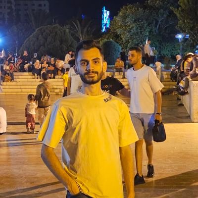 AnasAlkseh's profile picture. Try To Get It 😁
I don't know what i do her 🙋🏻‍♂️
