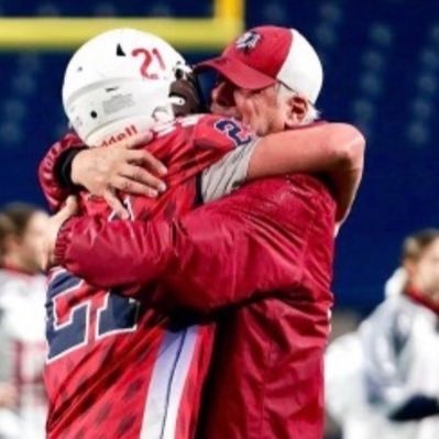 Proud Dad Army Major & Dr . daughter/Football Coach 2x NYS champ/Every day a gift/be a great teammate & play to the echo of the whistle. 🏈is life. Bills -Bulls