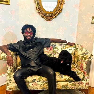 🎤 Musician 🐶 I make Hip Hop music for the underdogs 👇🏿 click for music