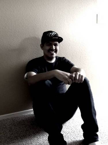 Likes to play Call of duty.
Likes Chargers.
Likes Playing sports.
loves BLUE.