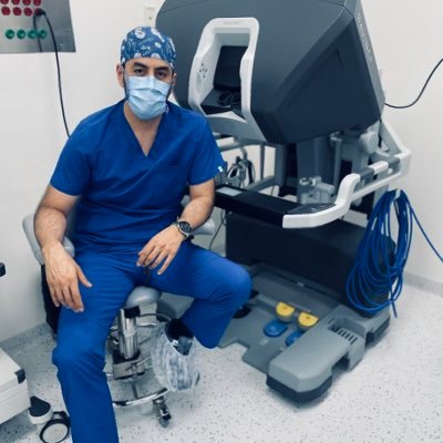 Hctor29004426's profile picture. Urólogo                                       Fellow Laparoscopía & Robot
