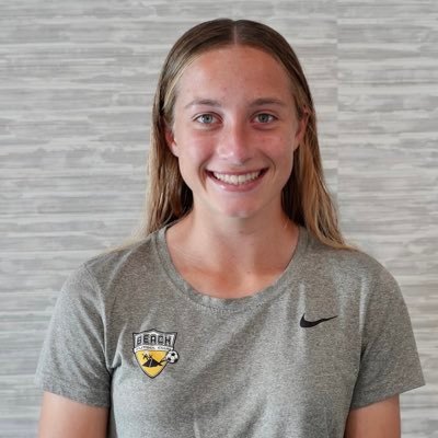 Beach FC ECNL 09 | x6 usynt id center | 23-24 Southwest Player of the Year & All American | W GPA 4.167 | CAM/CM/CDM | email: graceemurray2009@gmail.com