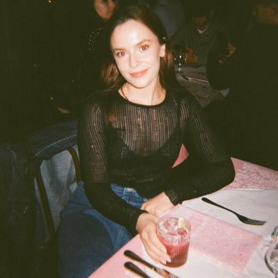 emmahr98's profile picture. Digital PR Strategist @Connective_3 🦀