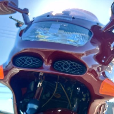 どうも夫として父親としてダメ人間ですm(._.)m
良くツイートするときはトイレにこもってるとき　　
カワサキ　ZZR1100D　デリカD5