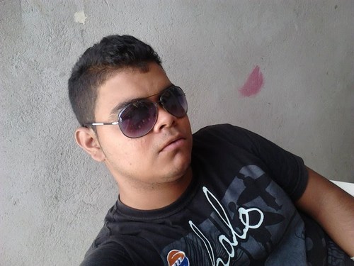 johnlen30746663's profile picture. 