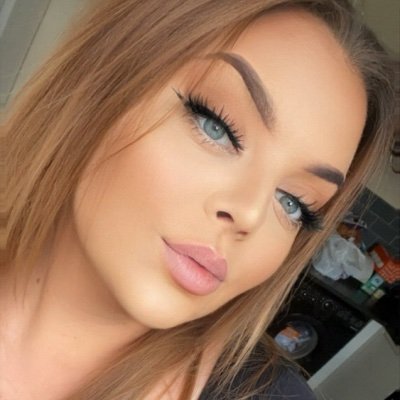 BeckyAprilKells's profile picture. BCFC 💙