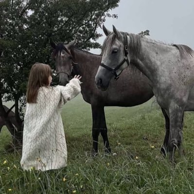 na_yvp's profile picture. 🎀🌷