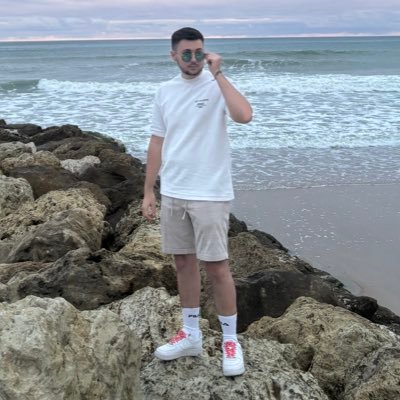 Swiftroz's profile picture. Croquer la vie à pleines dents