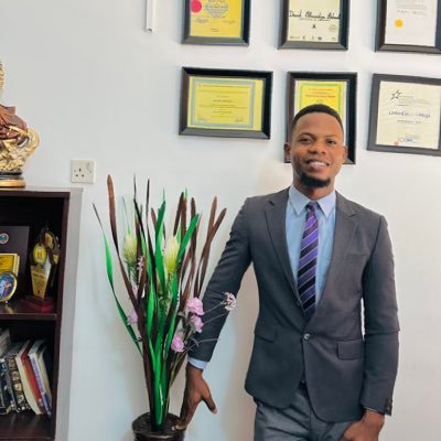 iam_veecee's profile picture. Corporate lawyer,| Company registration| Trademark registration| SCUML registration| Company’s compliance| October 19| sweet boy 👦 hit me up @ 09035358506